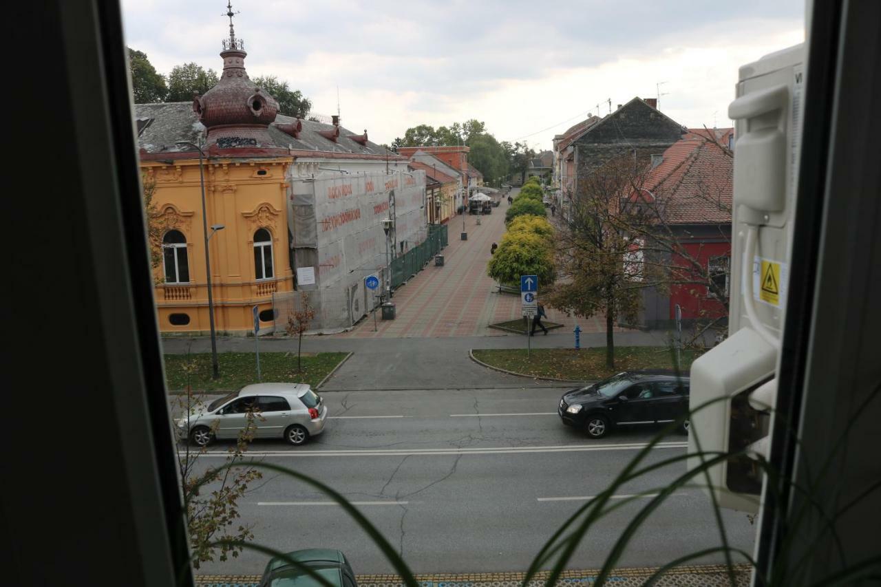 Apartment F6 Osijek Zewnętrze zdjęcie